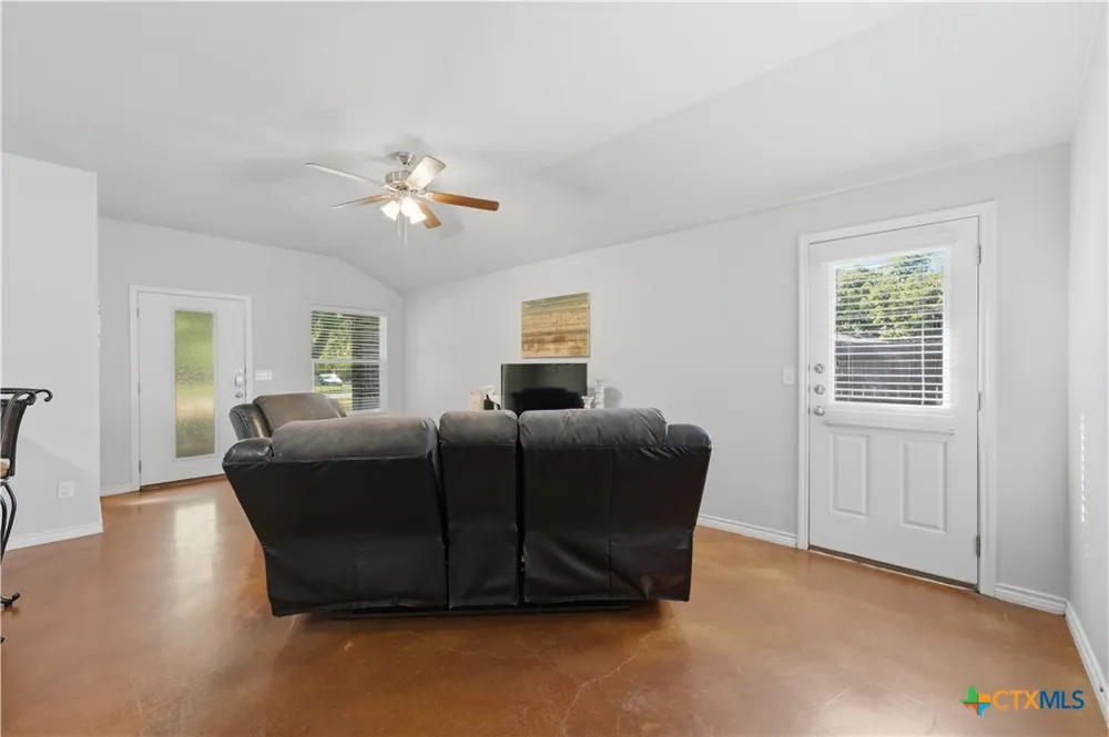 112 E Truman Avenue Copperas Cove, TX 76522