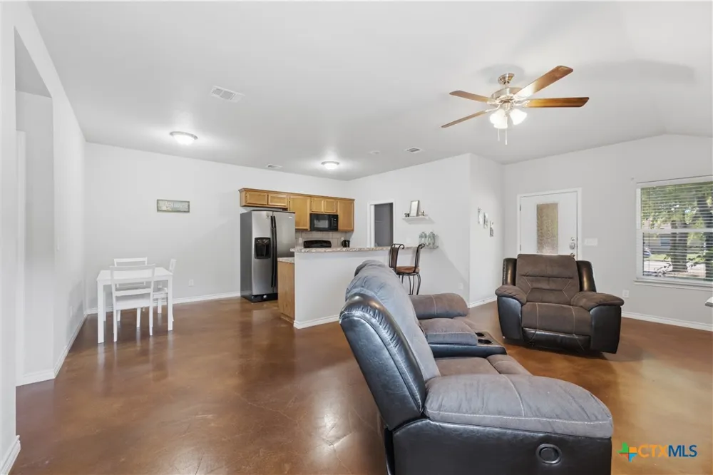 112 E Truman Avenue Copperas Cove, TX 76522