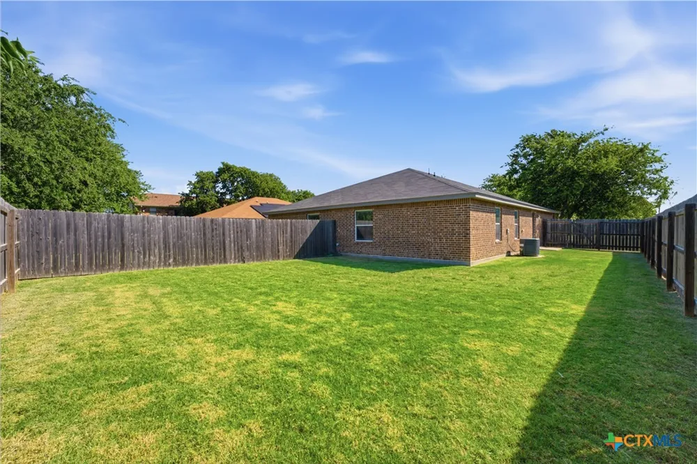 112 E Truman Avenue Copperas Cove, TX 76522