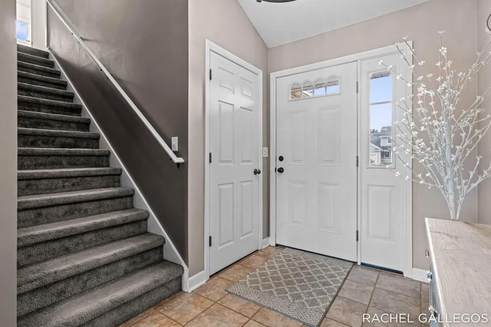 10699 Antelope Drive Zeeland, MI 49464