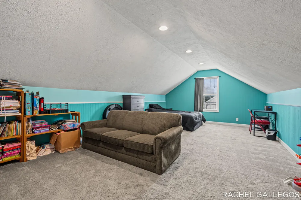 10699 Antelope Drive Zeeland, MI 49464