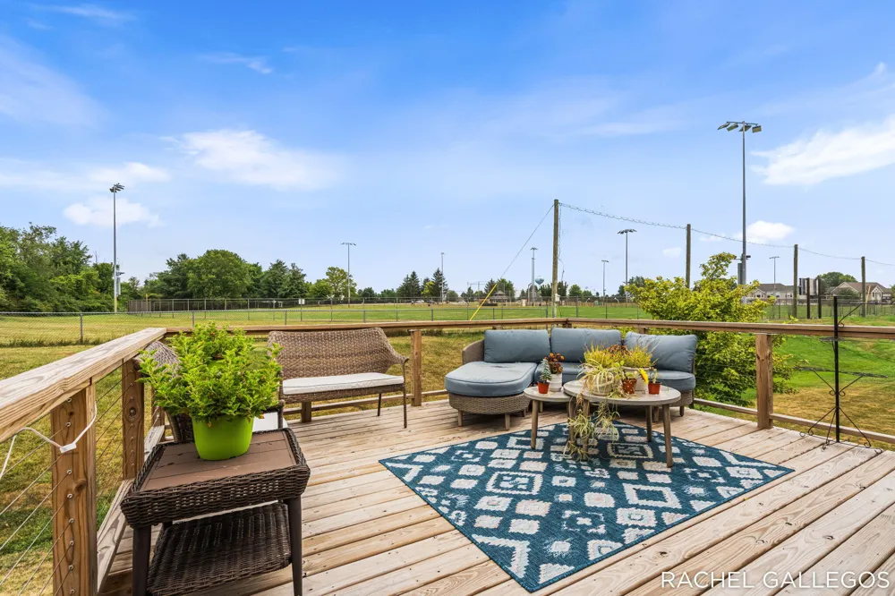 10699 Antelope Drive Zeeland, MI 49464
