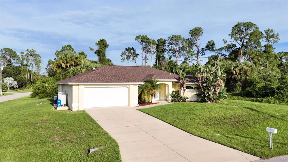 2991 GRANDVIEW DRIVE North Port, FL 34288