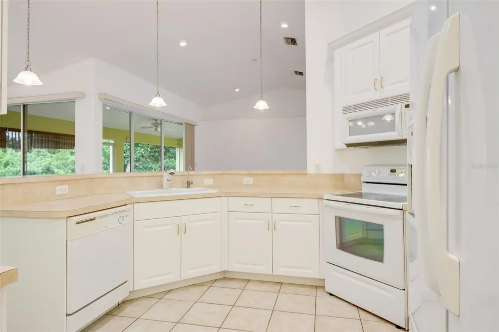 2991 GRANDVIEW DRIVE North Port, FL 34288