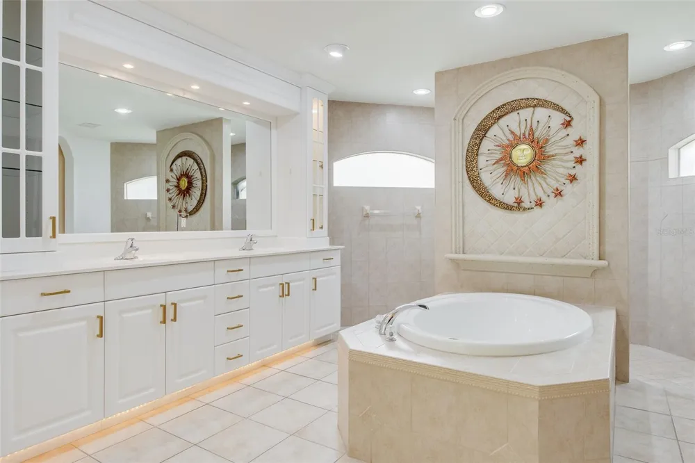 2991 GRANDVIEW DRIVE North Port, FL 34288