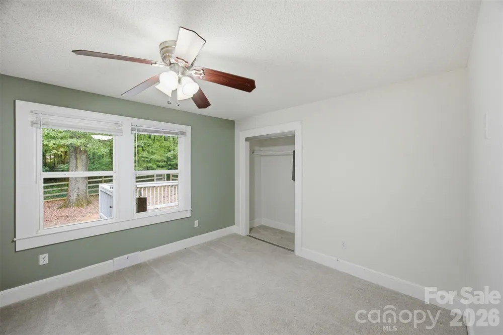 102 White Avenue Kannapolis, NC 28081