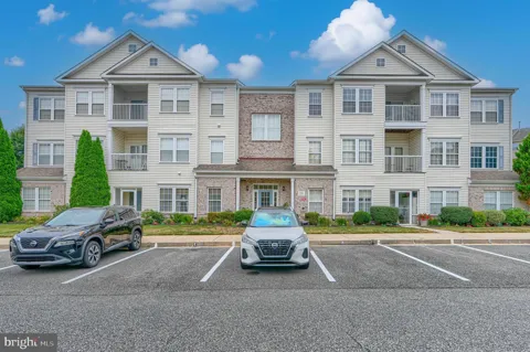 1701 RICH WAY #B