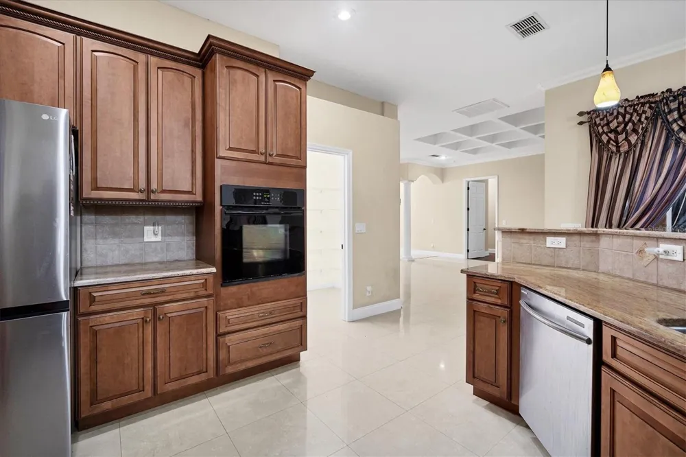 2780 BETHEL COURT S St Petersburg, FL 33712