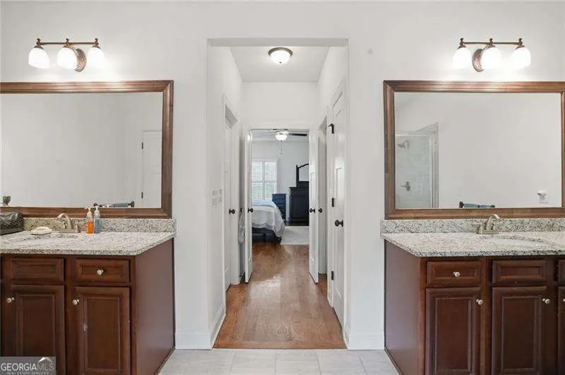 423 Spring Lake HLS White, GA 30184