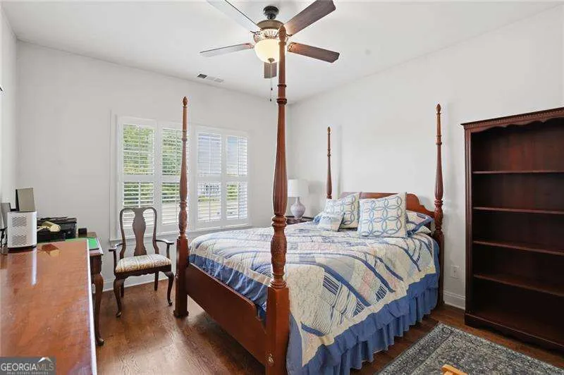 423 Spring Lake HLS White, GA 30184