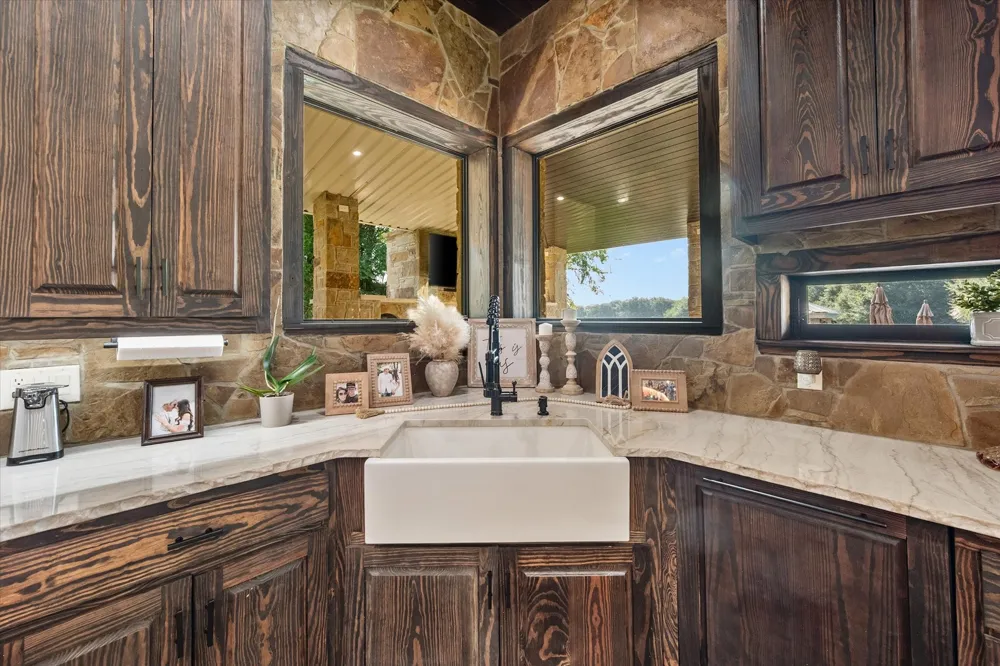 218 FCR 1055 Wortham, TX 76693