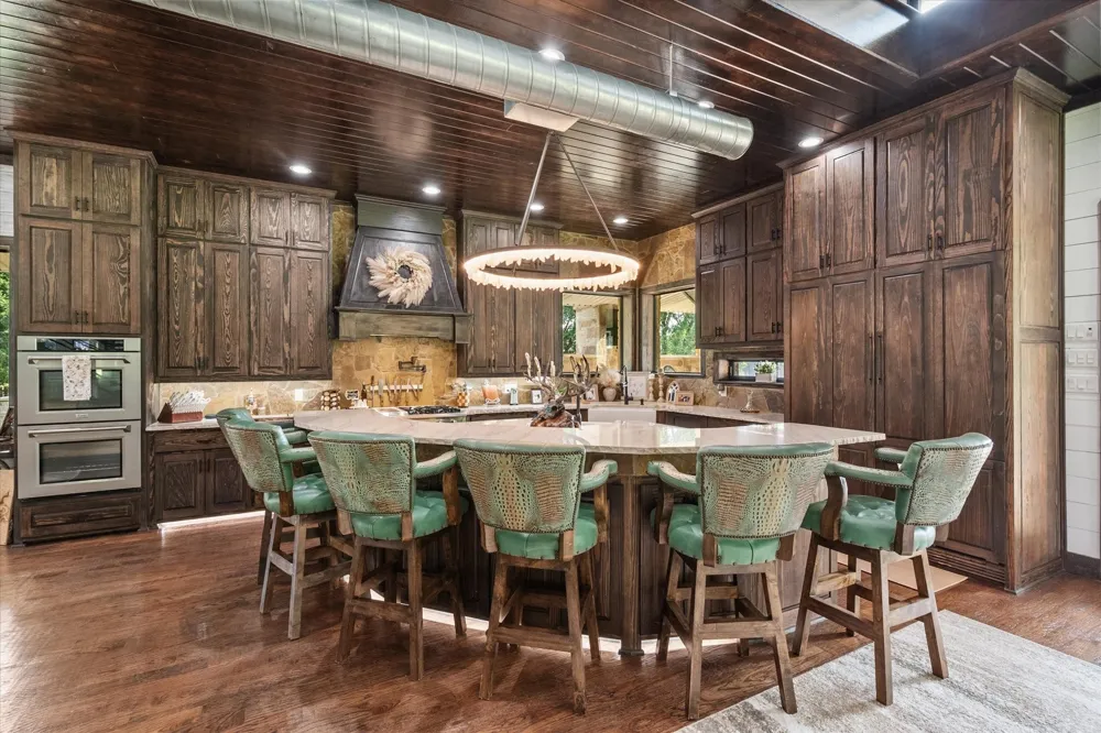 218 FCR 1055 Wortham, TX 76693