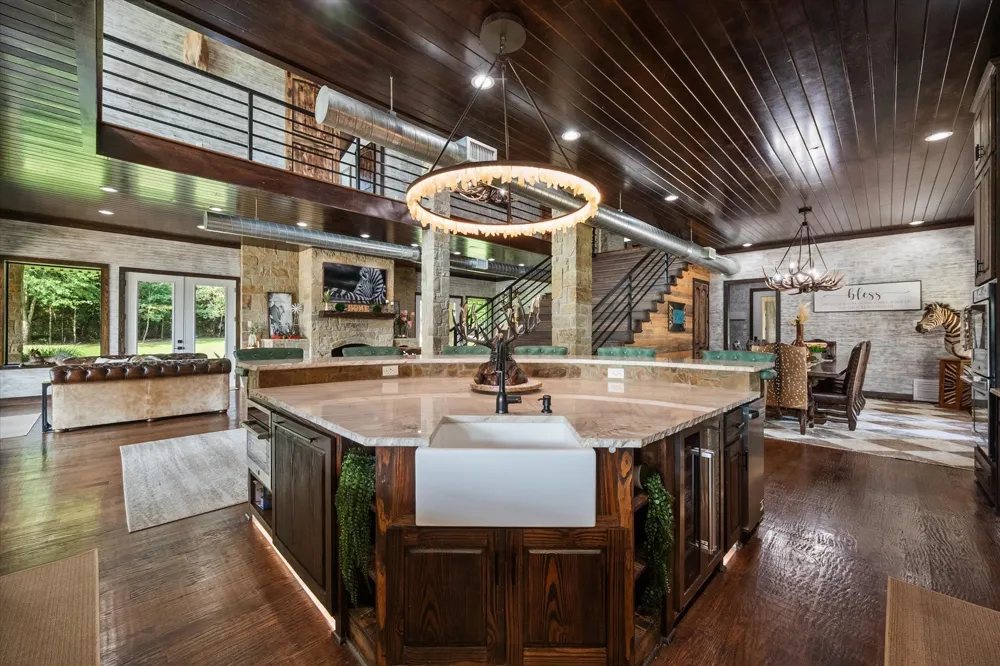 218 FCR 1055 Wortham, TX 76693