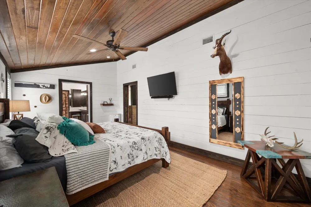 218 FCR 1055 Wortham, TX 76693