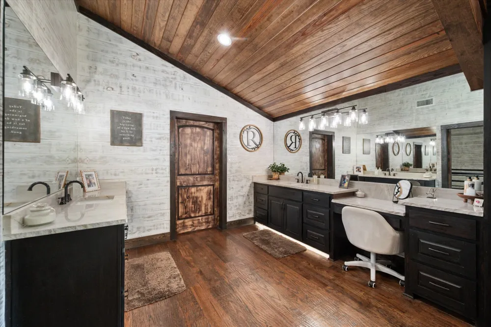 218 FCR 1055 Wortham, TX 76693