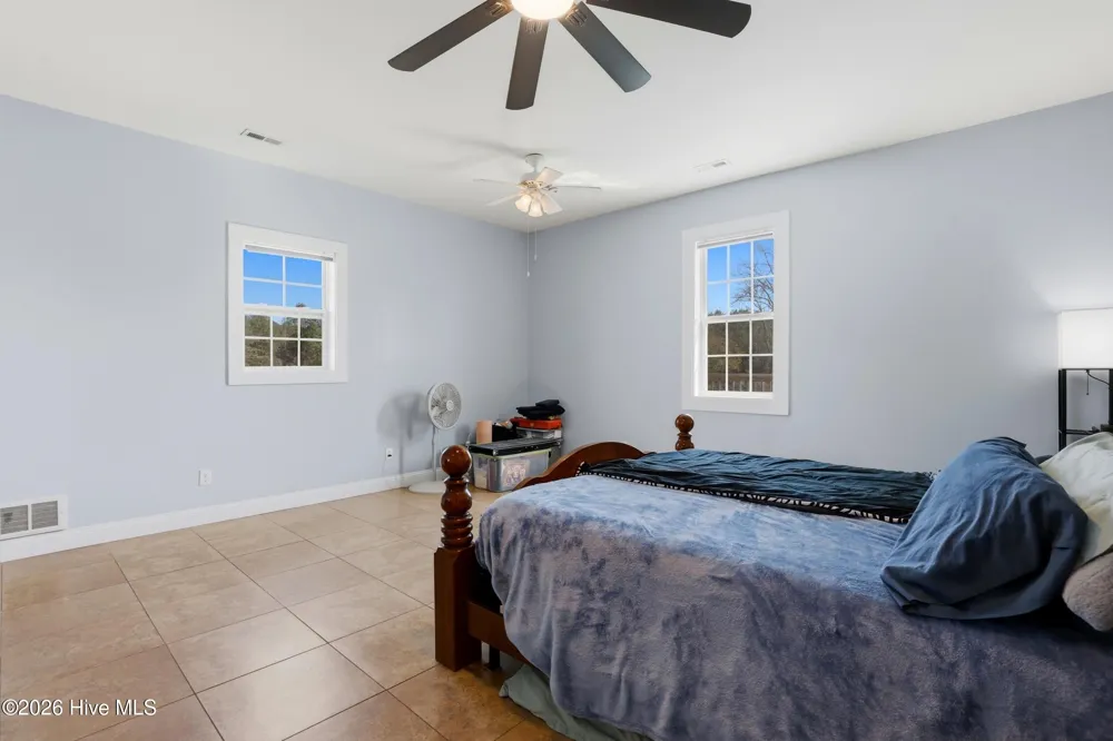 335 Bull Tail Road Wallace, NC 28466