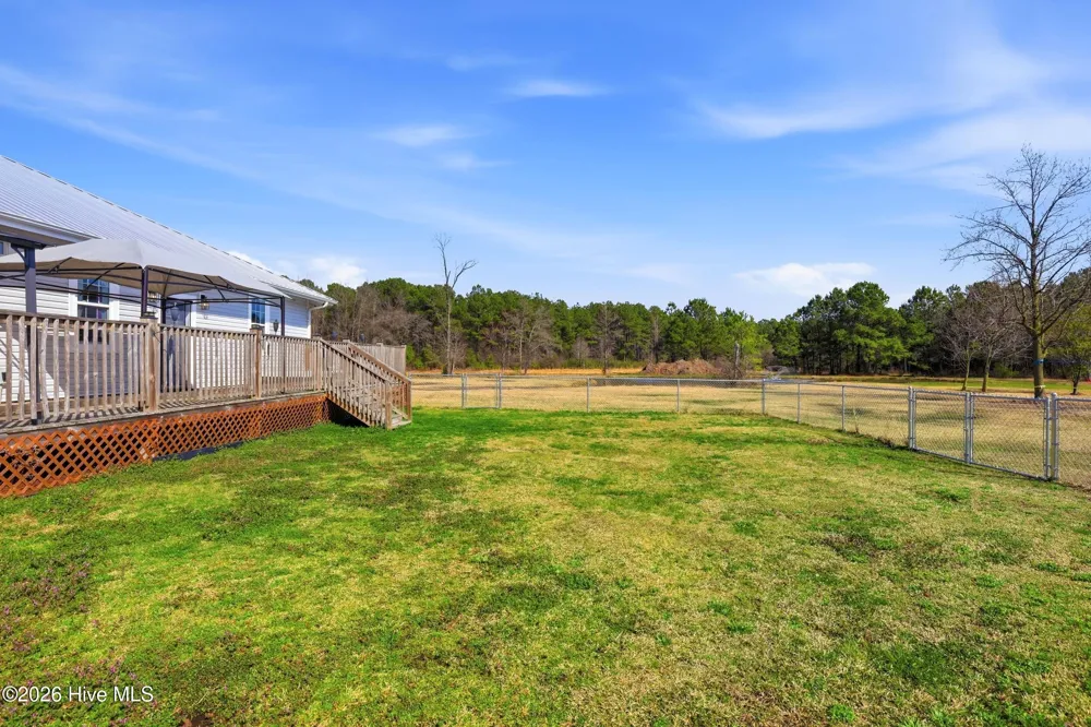 335 Bull Tail Road Wallace, NC 28466
