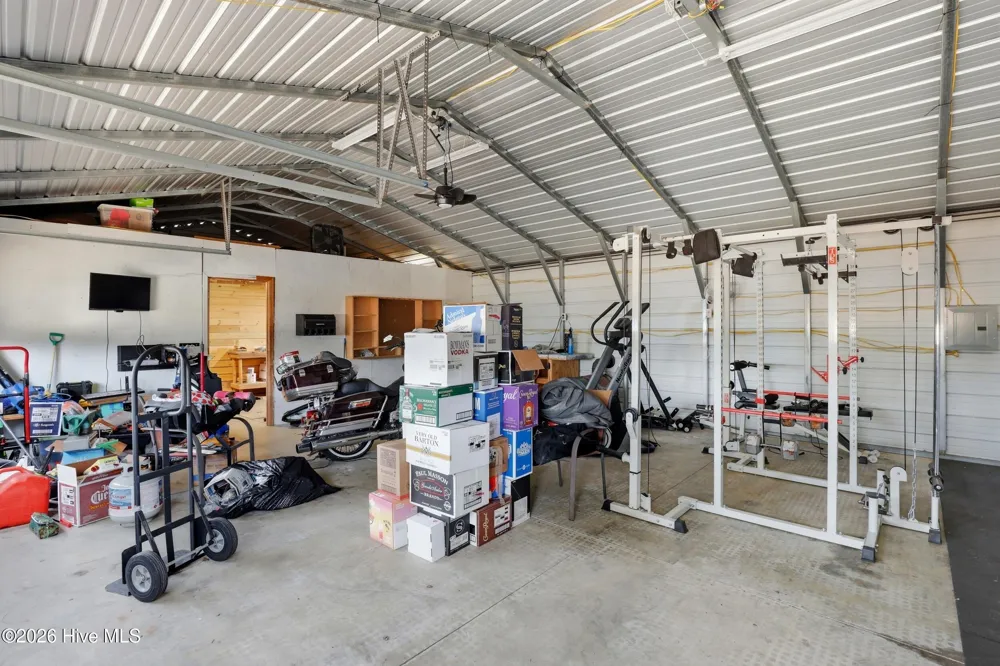 335 Bull Tail Road Wallace, NC 28466