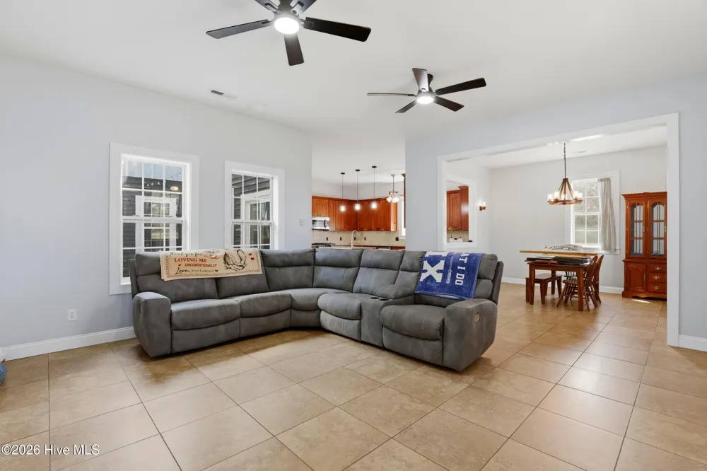 335 Bull Tail Road Wallace, NC 28466