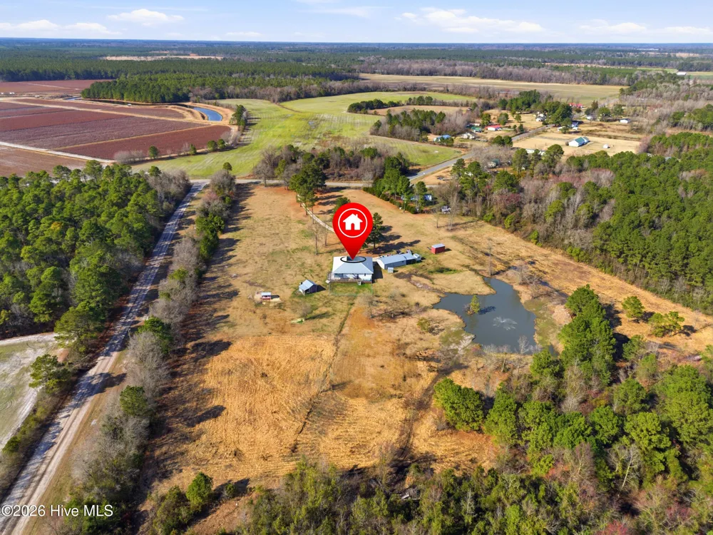335 Bull Tail Road Wallace, NC 28466