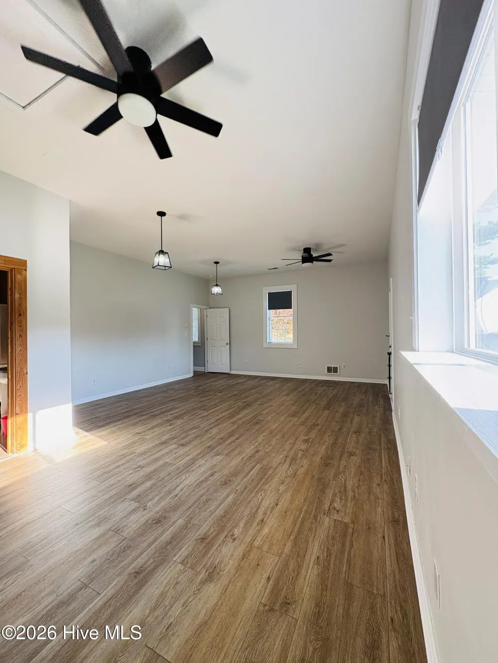 335 Bull Tail Road Wallace, NC 28466