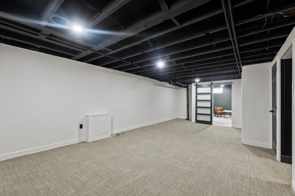 18305 Marquette Street Roseville, MI 48066