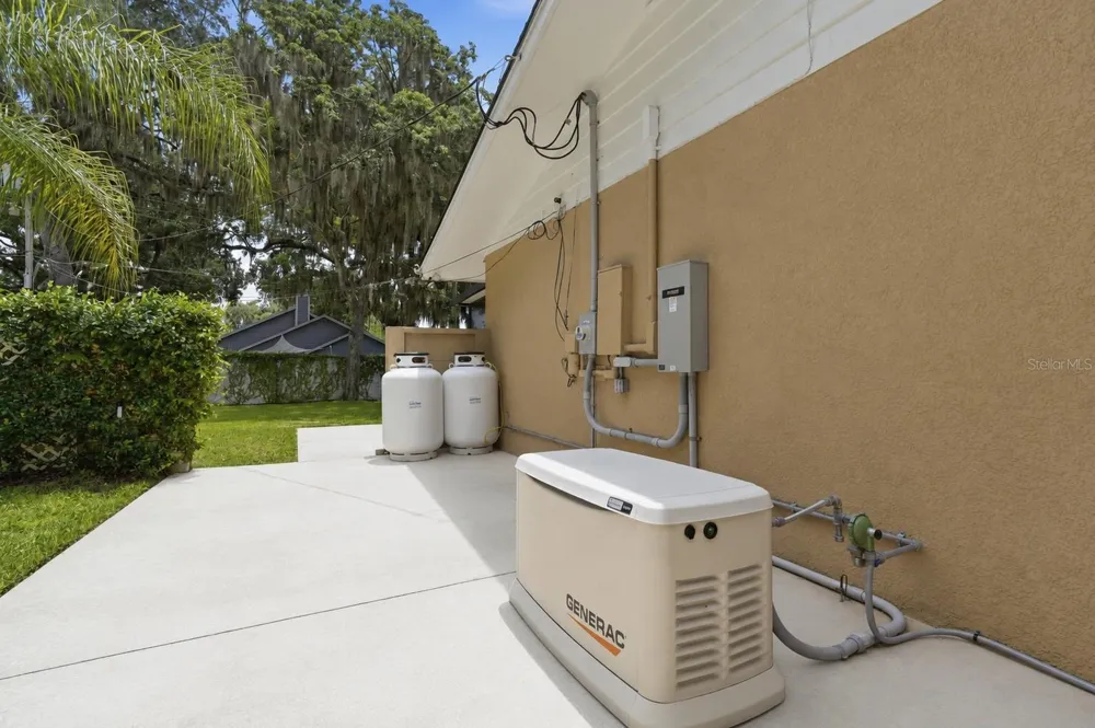 421 ELLIOTT AVENUE Sanford, FL 32771