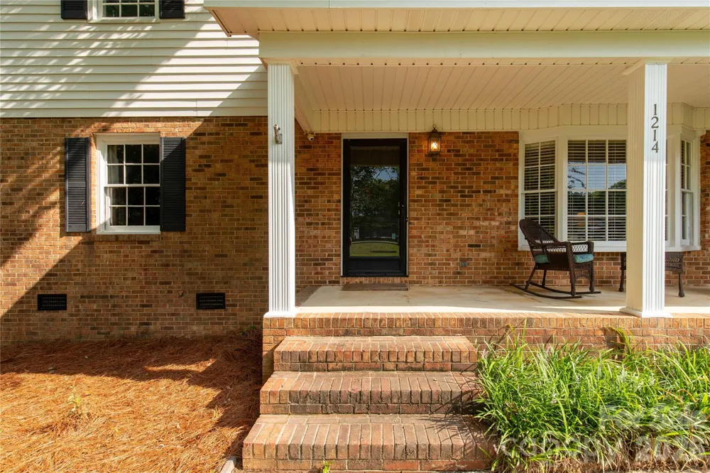 1214 Hawthorne Road Lancaster, SC 29720