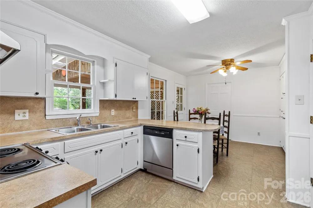 1214 Hawthorne Road Lancaster, SC 29720