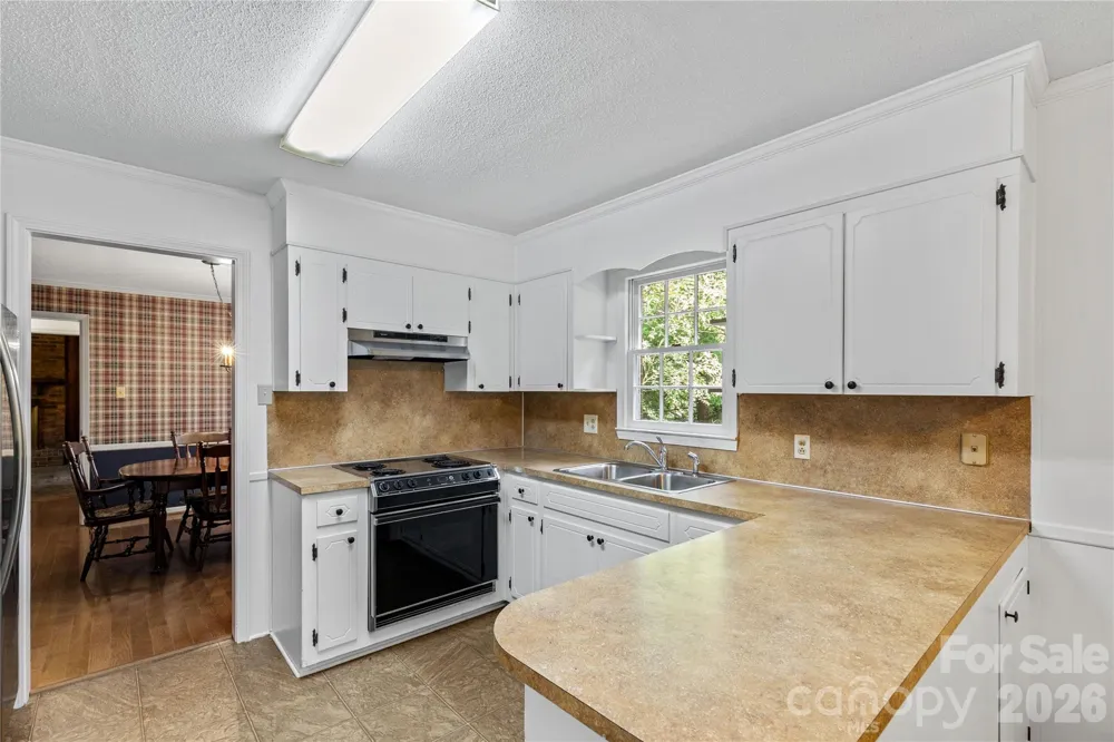 1214 Hawthorne Road Lancaster, SC 29720