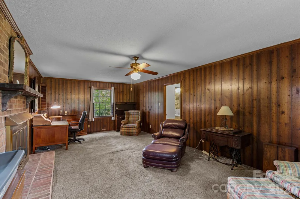 1214 Hawthorne Road Lancaster, SC 29720