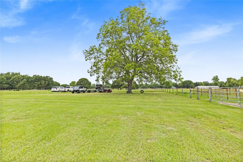 596 Jw Martine Road Hearne, TX 77859