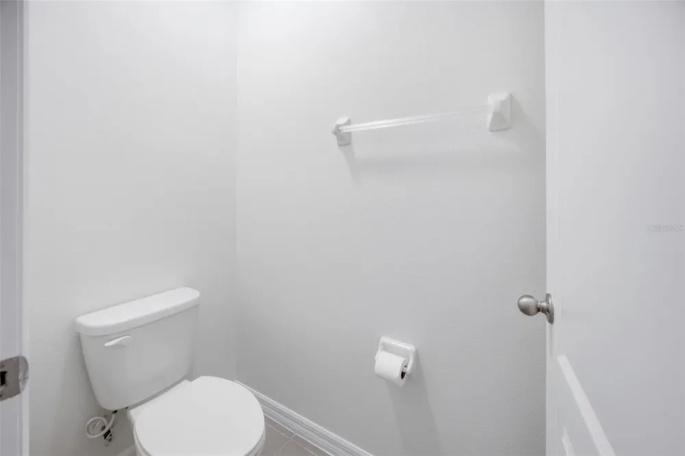 5272 11TH STREET E Bradenton, FL 34203