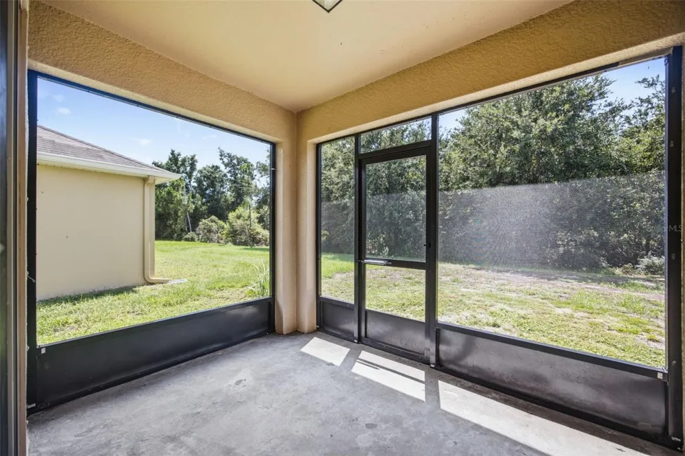 5272 11TH STREET E Bradenton, FL 34203
