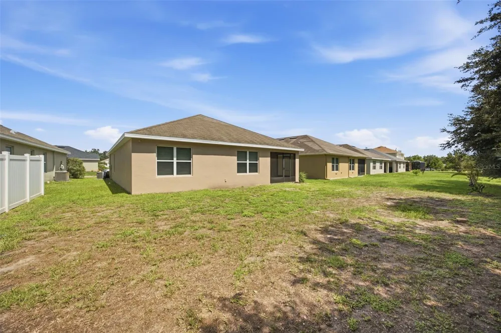 5272 11TH STREET E Bradenton, FL 34203