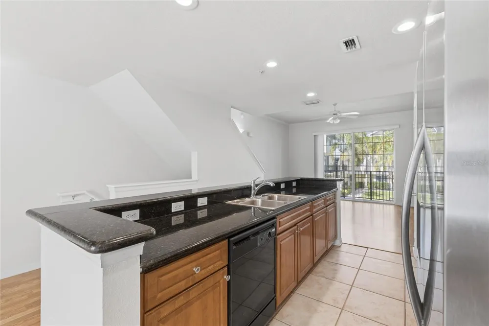 9875 MEADOW FIELD CIRCLE Tampa, FL 33626