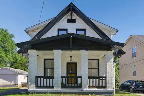 1524 Adams Road
