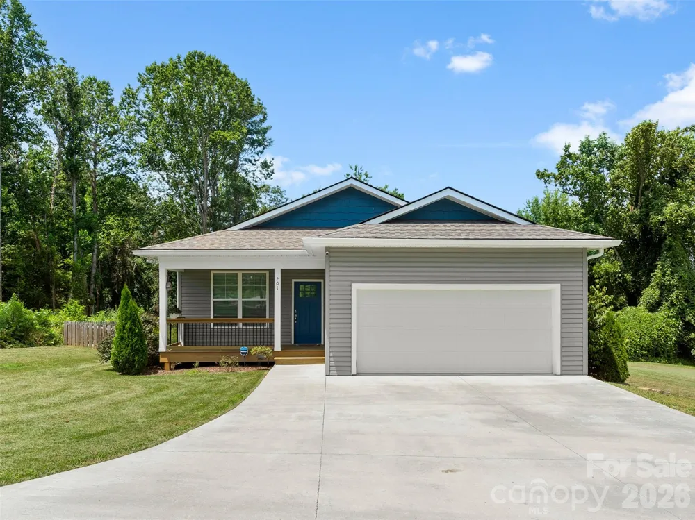 201 Mapleton Drive East Flat Rock, NC 28726