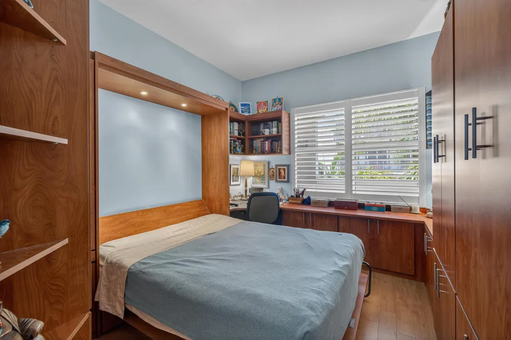 2631 NE 14th Avenue #406 Wilton Manors, FL 33334