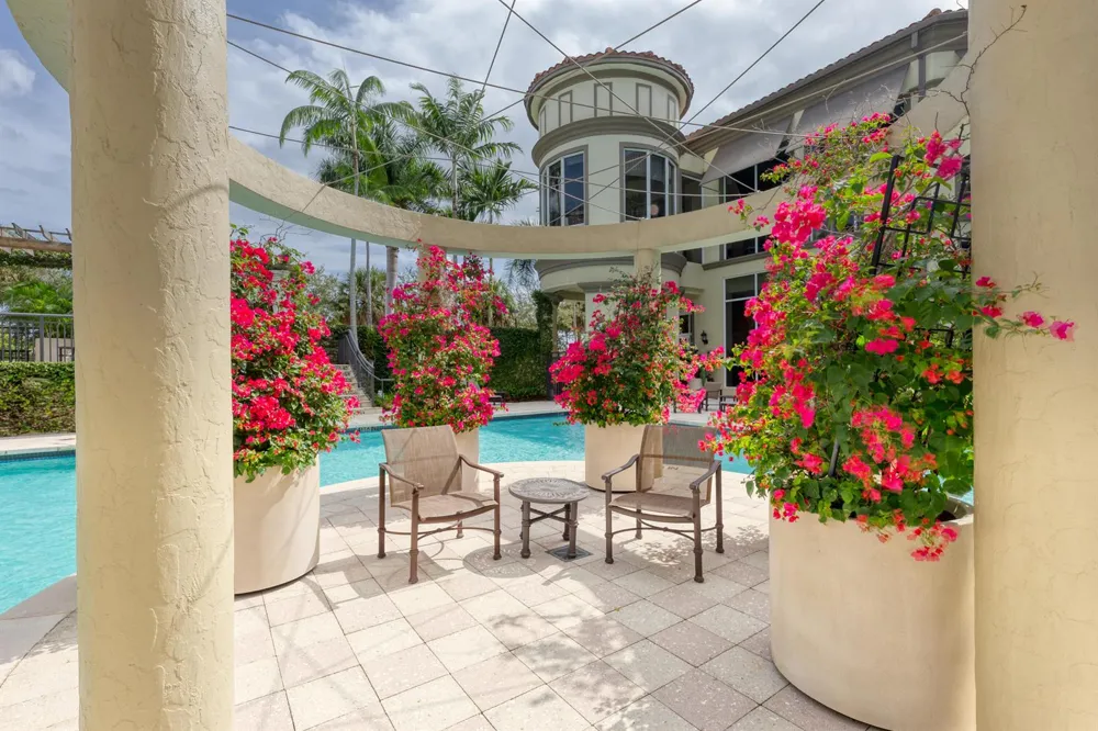2631 NE 14th Avenue #406 Wilton Manors, FL 33334