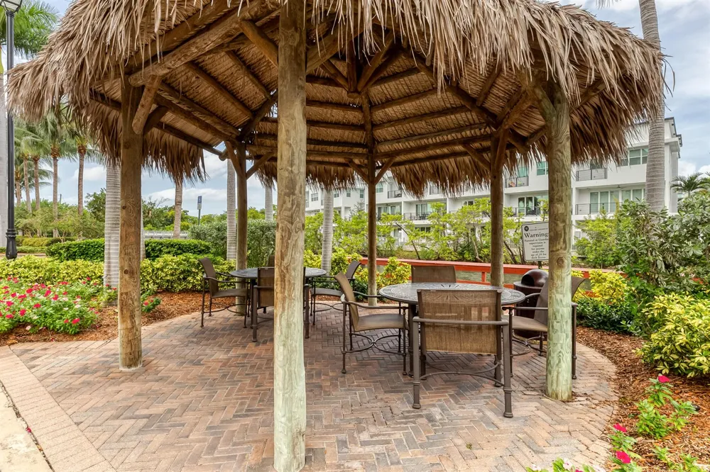 2631 NE 14th Avenue #406 Wilton Manors, FL 33334