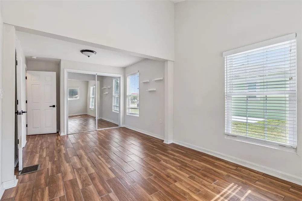 306 S DISSTON AVENUE Minneola, FL 34715