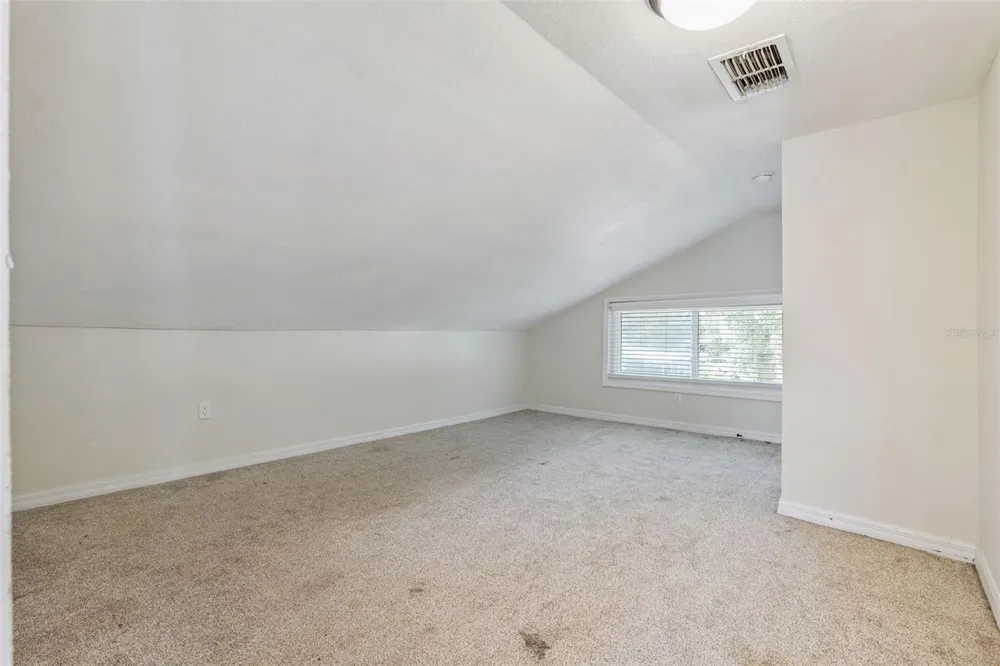 306 S DISSTON AVENUE Minneola, FL 34715