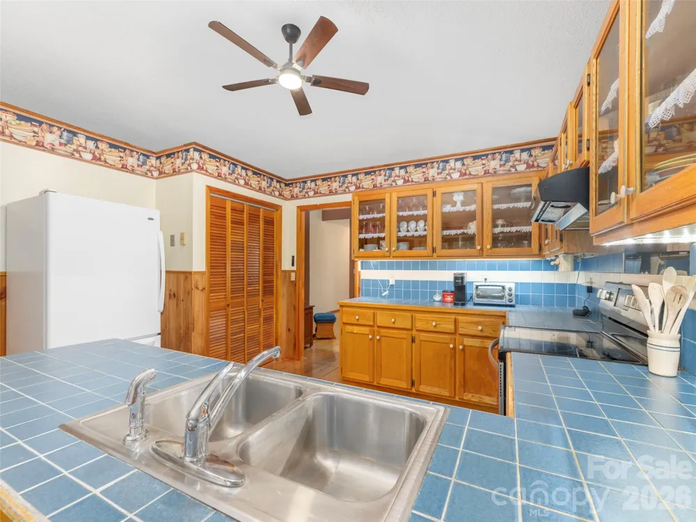 212 Torda Trace Waynesville, NC 28786