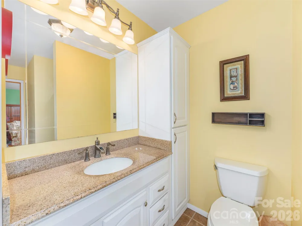 212 Torda Trace Waynesville, NC 28786