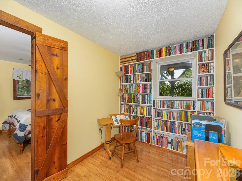 212 Torda Trace Waynesville, NC 28786
