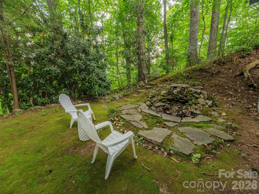 212 Torda Trace Waynesville, NC 28786