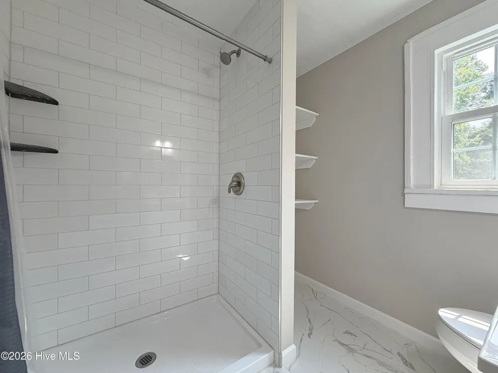 12181 Oak Avenue Bailey, NC 27807