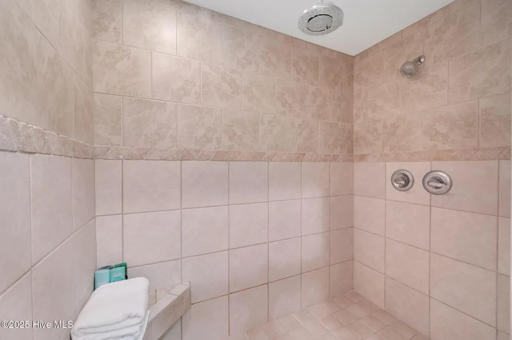 320 Pinecrest Drive Chadbourn, NC 28431