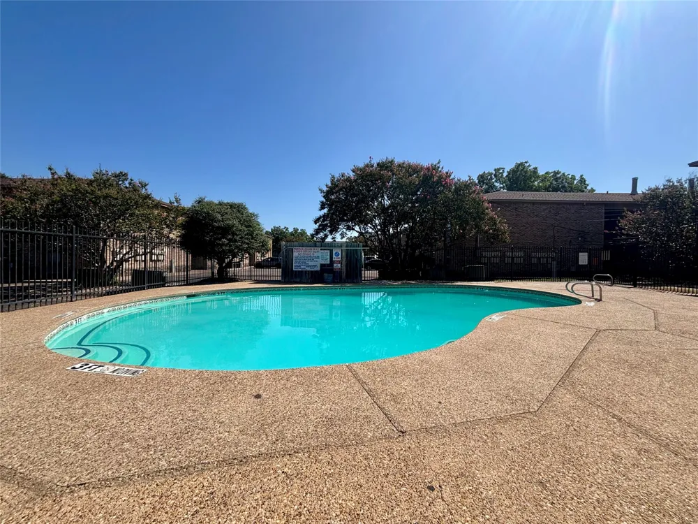 1226 Baylor Avenue Waco, TX 76706